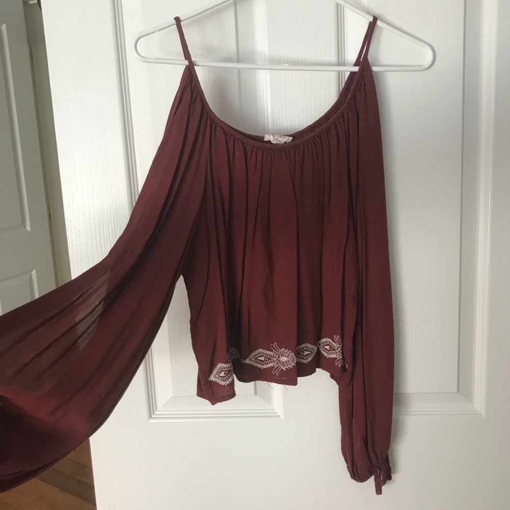 LA Hearts cold shoulder top